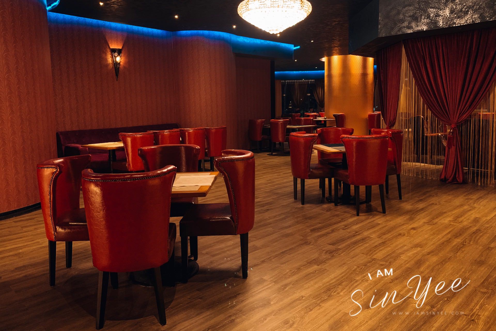 The Sultanate Restaurant Renaissance Hotel
